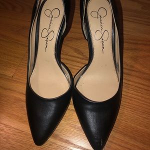 Like New Jessica Simpson black pumps